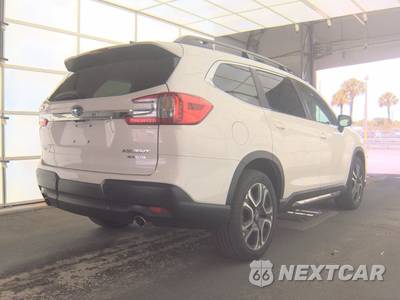 2023 Subaru Ascent Limited - zdjęcie 4 z 26 - miniatura
