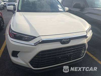 2024 Toyota Grand Highlander XLE - zdjęcie 2 z 23 - miniatura
