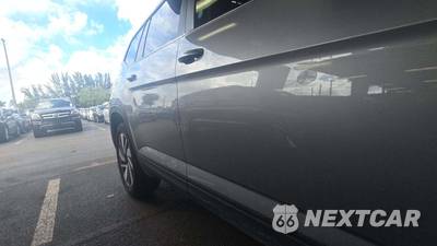 2025 Volkswagen Atlas 2.0T SE w/Technology - zdjęcie 21 z 27 - miniatura