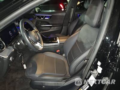 2025 Mercedes-Benz C 300 4MATIC - zdjęcie 7 z 21 - miniatura