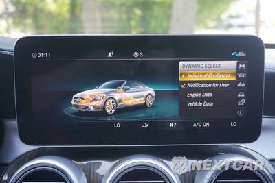 2019 Mercedes-Benz AMG C 43 4MATIC Convertible - zdjęcie 64 z 70 - miniatura