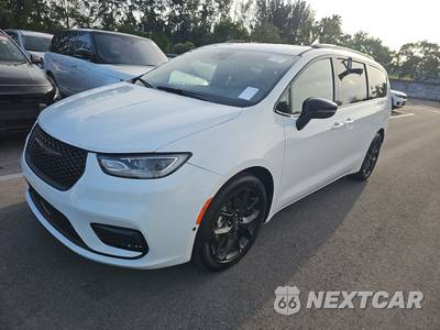 2025 Chrysler Pacifica Limited 121.6" WB