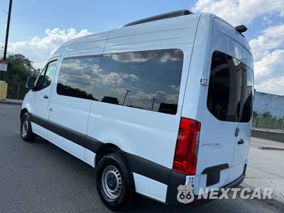 2024 Mercedes-Benz Sprinter 2500 Passenger Van 144.0" WB - zdjęcie 9 z 42 - miniatura