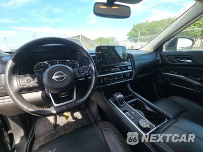 2022 Nissan Pathfinder SL - zdjęcie 17 z 34 - miniatura