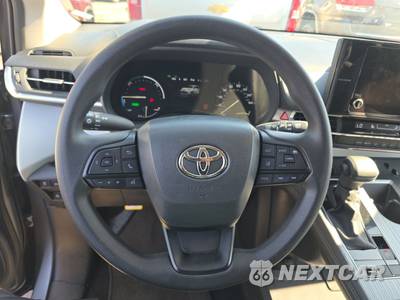 2026 Toyota Sienna LE 8-Passenger 120.5" WB - zdjęcie 10 z 20 - miniatura