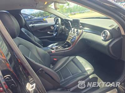 2015 Mercedes-Benz C 300 4MATIC Sedan - zdjęcie 8 z 29 - miniatura
