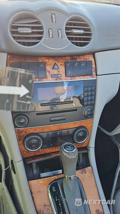 2005 Mercedes-Benz CLK 500 Convertible - zdjęcie 37 z 44 - miniatura