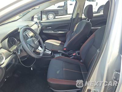 2020 Nissan Versa SR - zdjęcie 7 z 44 - miniatura