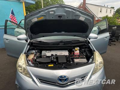 2012 Toyota Prius v Three - zdjęcie 10 z 19 - miniatura