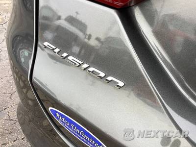 2018 Ford Fusion SE - zdjęcie 33 z 43 - miniatura