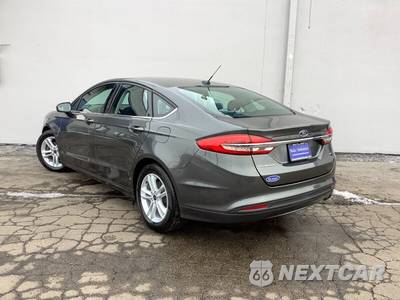 2018 Ford Fusion SE - zdjęcie 4 z 43 - miniatura