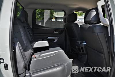 2022 Toyota Tundra SR5 Crew Cab Short Bed - zdjęcie 15 z 18 - miniatura