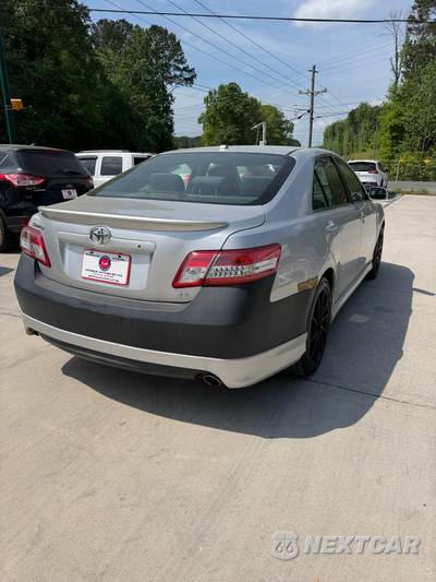 2011 Toyota Camry SE - zdjęcie 2 z 15 - miniatura
