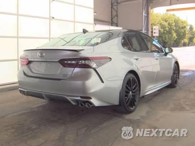 2021 Toyota Camry XSE - zdjęcie 4 z 25 - miniatura