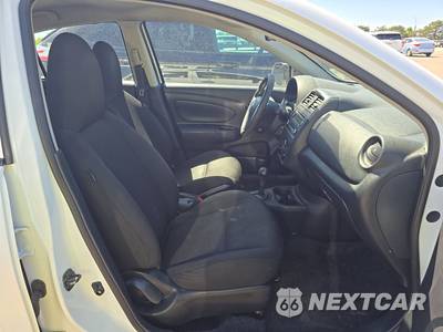 2015 Nissan Versa S Plus - zdjęcie 8 z 18 - miniatura