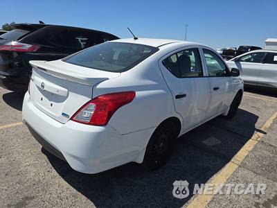 2015 Nissan Versa S Plus - zdjęcie 4 z 18 - miniatura