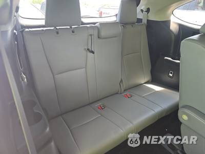 2023 Toyota Highlander XLE - zdjęcie 14 z 19 - miniatura