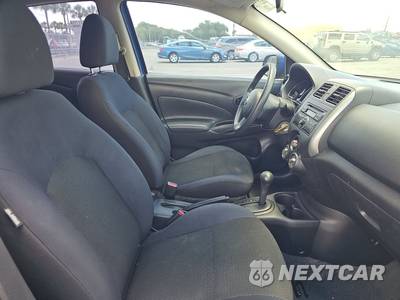 2012 Nissan Versa 1.6 SV Sedan - zdjęcie 8 z 33 - miniatura