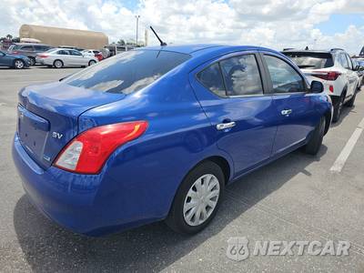 2012 Nissan Versa 1.6 SV Sedan - zdjęcie 4 z 33 - miniatura