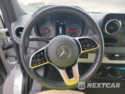 2021 Mercedes-Benz Sprinter Cab Chassis - zdjęcie 10 z 18 - miniatura