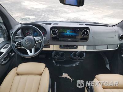 2021 Mercedes-Benz Sprinter Cab Chassis - zdjęcie 11 z 18 - miniatura