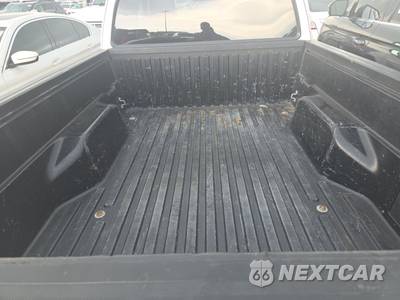 2022 Toyota Tacoma SR Extended Cab Long Bed w/Rear Doors - zdjęcie 16 z 19 - miniatura