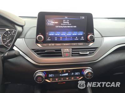 2024 Nissan Altima SR - zdjęcie 11 z 17 - miniatura