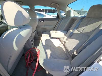 2013 Nissan Sentra SV - zdjęcie 13 z 28 - miniatura