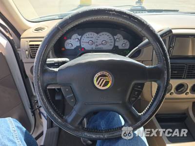 2004 Mercury Mountaineer Convenience - zdjęcie 10 z 34 - miniatura