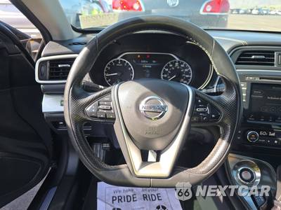 2019 Nissan Maxima SL - zdjęcie 10 z 45 - miniatura