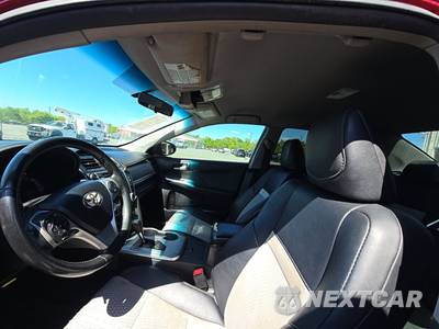 2014 Toyota Camry SE - zdjęcie 17 z 24 - miniatura