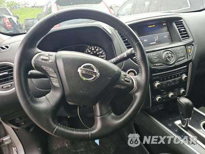 2019 Nissan Pathfinder SV - zdjęcie 10 z 35 - miniatura