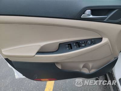 2017 Hyundai Tucson SE - zdjęcie 9 z 18 - miniatura