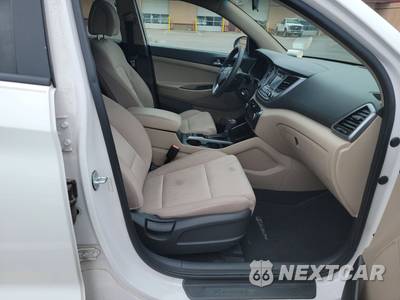 2017 Hyundai Tucson SE - zdjęcie 8 z 18 - miniatura