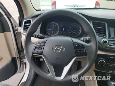 2017 Hyundai Tucson SE - zdjęcie 10 z 18 - miniatura