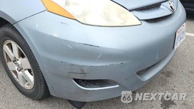 2010 Toyota Sienna LE Minivan 7-Passenger 119.3" WB - zdjęcie 38 z 43 - miniatura