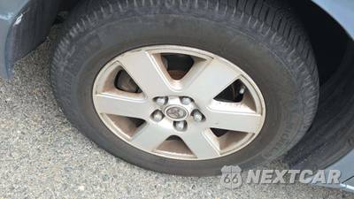2010 Toyota Sienna LE Minivan 7-Passenger 119.3" WB - zdjęcie 37 z 43 - miniatura