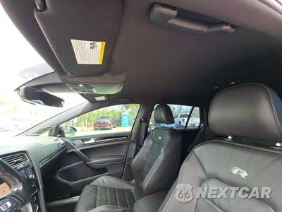 2018 Volkswagen Golf R Hatchback w/DCC & Navigation - zdjęcie 17 z 24 - miniatura