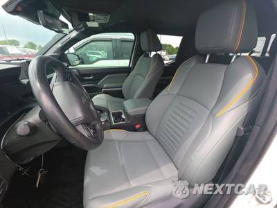 2025 Toyota Tacoma i-FORCE MAX Trailhunter Crew Cab Long Bed - zdjęcie 7 z 20 - miniatura