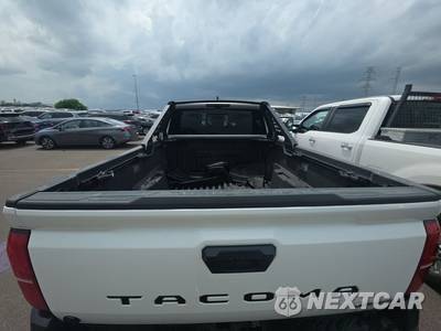 2025 Toyota Tacoma i-FORCE MAX Trailhunter Crew Cab Long Bed - zdjęcie 16 z 20 - miniatura
