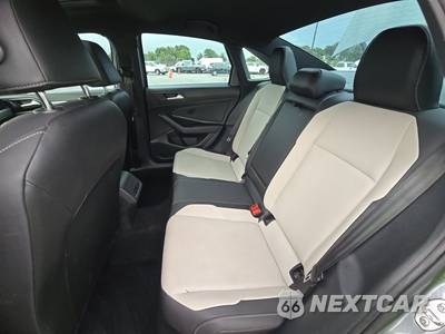 2021 Volkswagen Jetta R-Line - zdjęcie 13 z 25 - miniatura