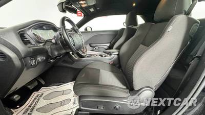 2022 Dodge Challenger GT - zdjęcie 12 z 23 - miniatura