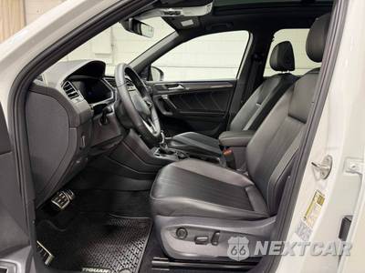 2022 Volkswagen Tiguan SE R-Line Black - zdjęcie 9 z 20 - miniatura