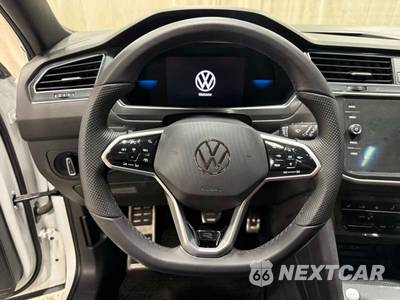2022 Volkswagen Tiguan SE R-Line Black - zdjęcie 11 z 20 - miniatura
