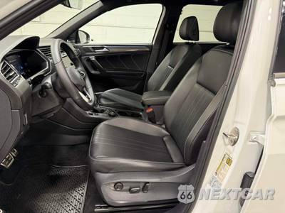 2022 Volkswagen Tiguan SE R-Line Black - zdjęcie 15 z 20 - miniatura