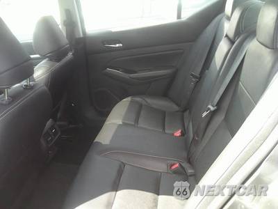 2023 Nissan Altima SL - zdjęcie 4 z 34 - miniatura