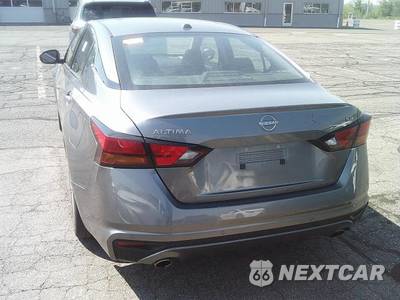 2023 Nissan Altima SL - zdjęcie 21 z 34 - miniatura