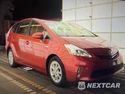 2014 Toyota Prius v Three - zdjęcie 4 z 19 - miniatura