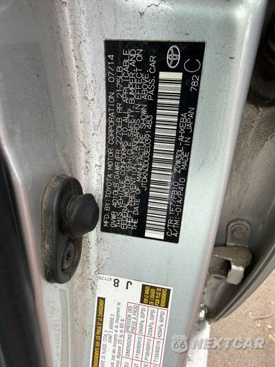 2014 Toyota Prius Two - zdjęcie 18 z 19 - miniatura