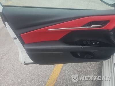 2025 Toyota Camry XSE - zdjęcie 9 z 21 - miniatura
